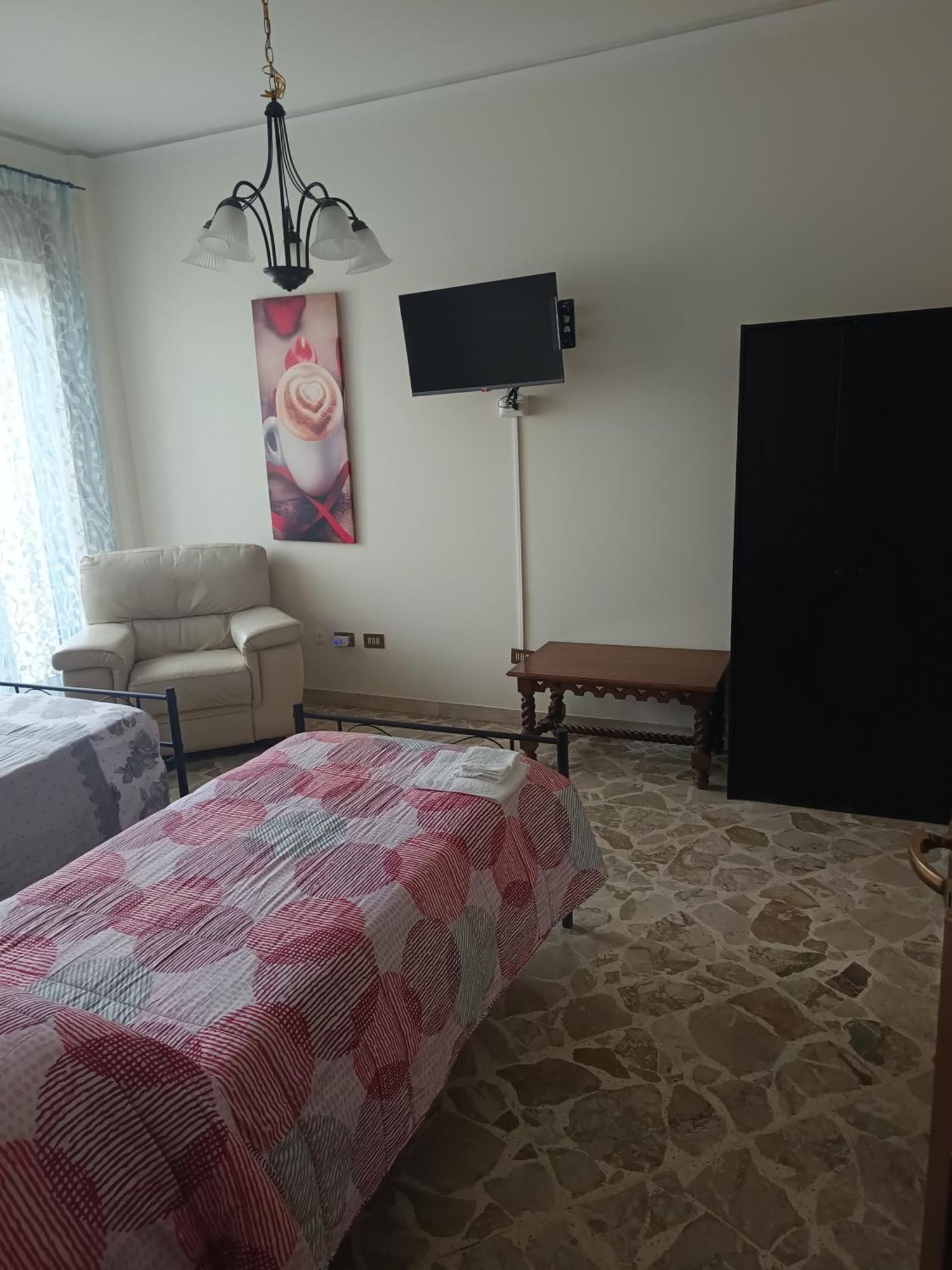 New Dawn Apartment, Appartamento Turistico, Casa Per Vacanza, Tre Camere Indipendenti CTA Exterior foto